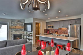 The Forest Fun Suite - 2RM-2BA Condo, Pool, Bus, King Bed, 2 Sofa Beds, Fireplace, Ski Rental Deals